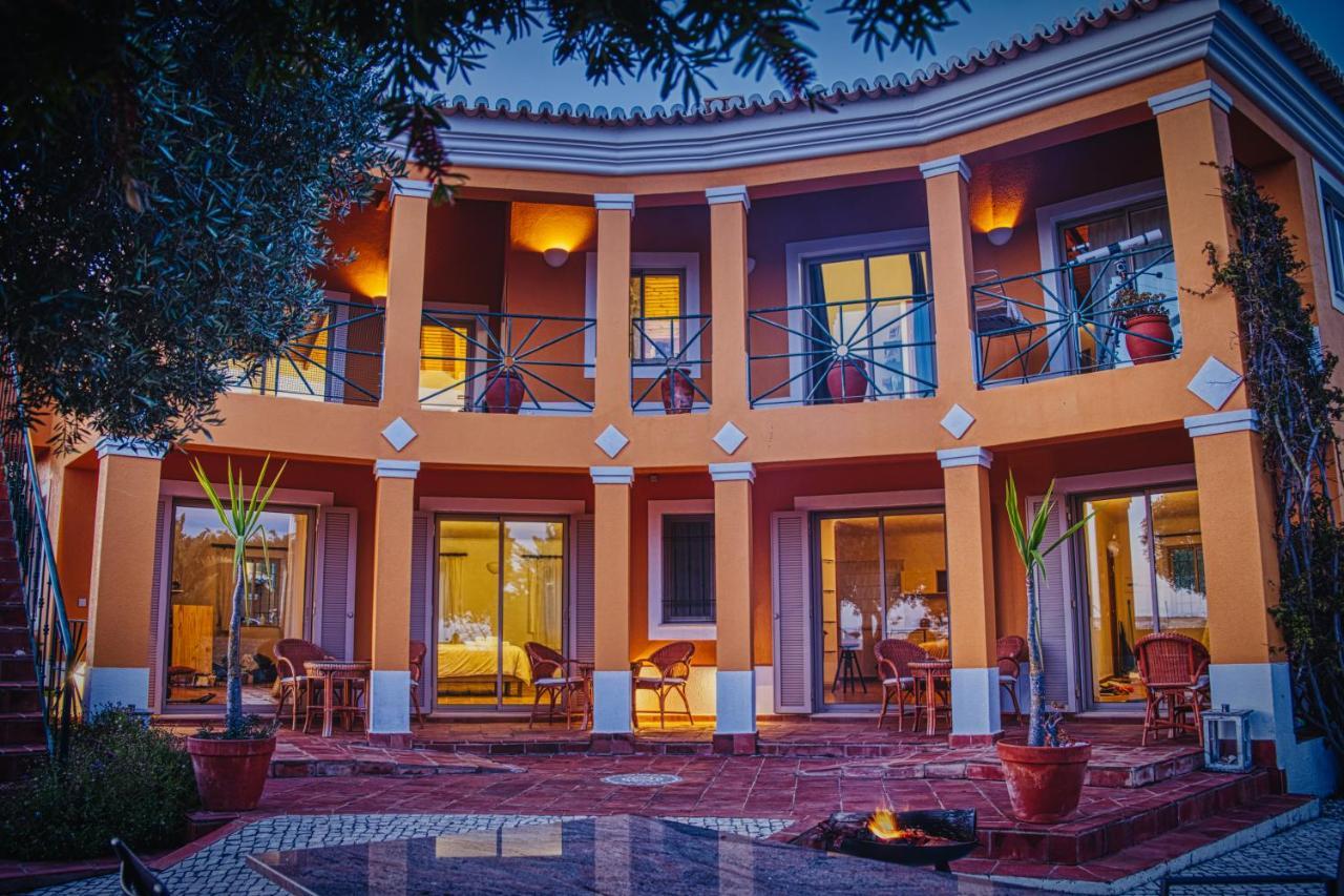 Moonshine Guest House With Private Studios And Private Cottage 拉哥斯 外观 照片