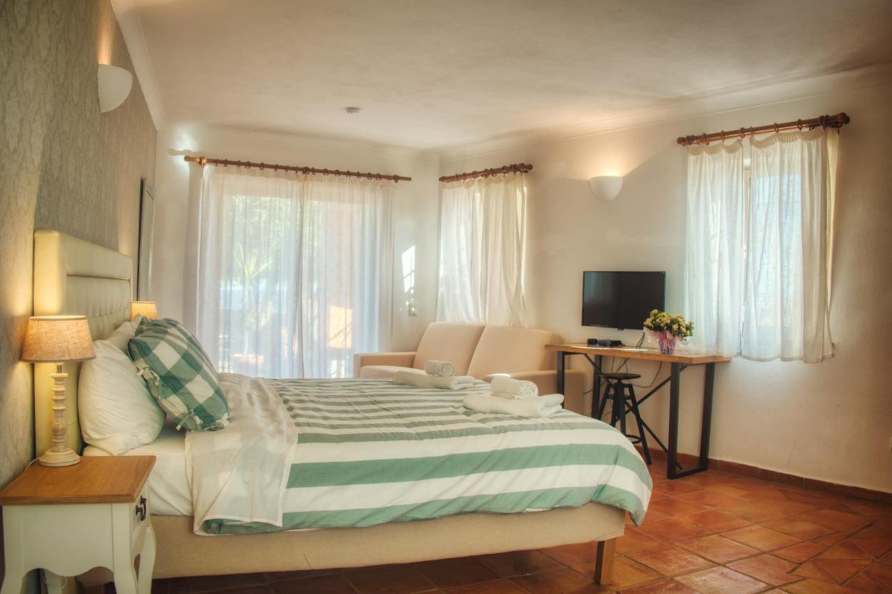 Moonshine Guest House With Private Studios And Private Cottage 拉哥斯 外观 照片