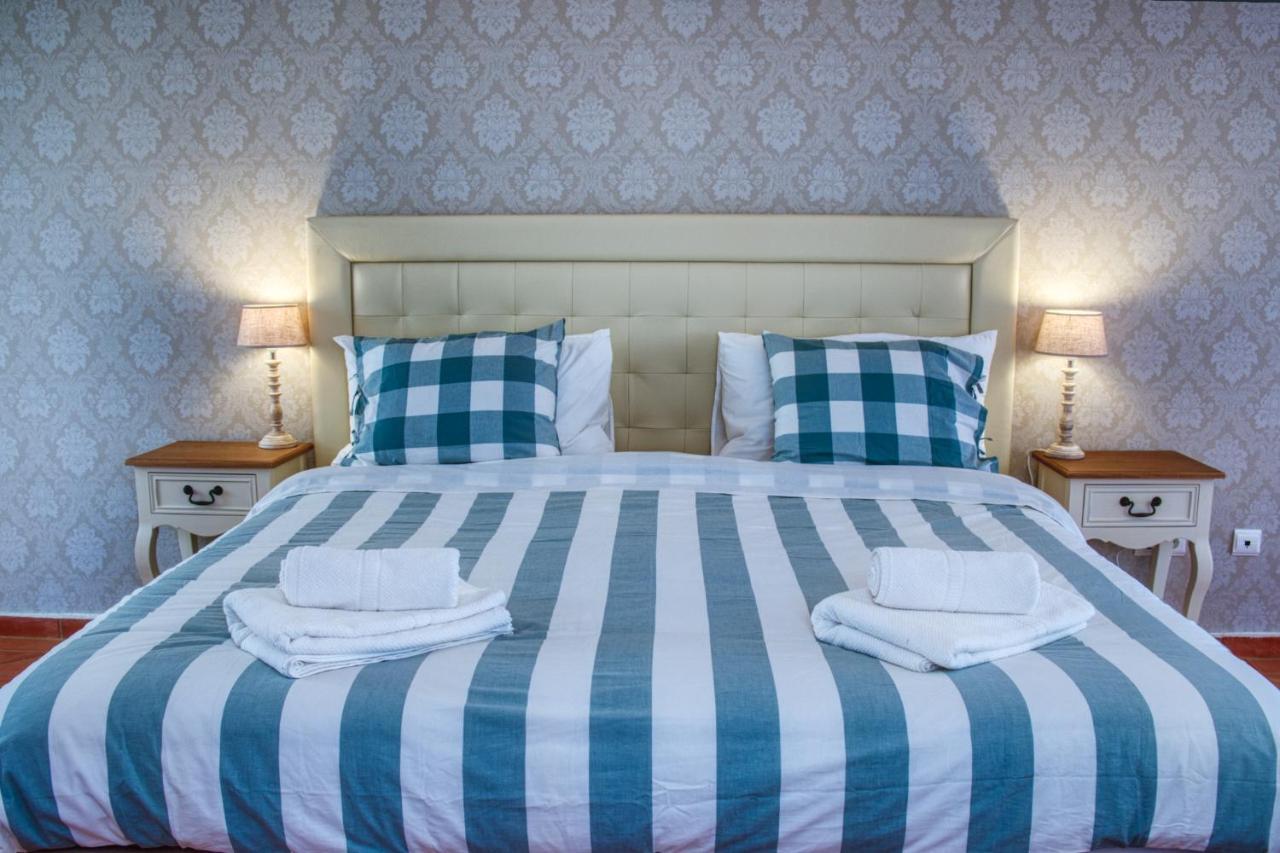 Moonshine Guest House With Private Studios And Private Cottage 拉哥斯 外观 照片
